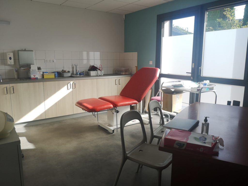 CABINET_MAISON DE SANTE - BAINS SUR OUST - MG 21m2 (1)