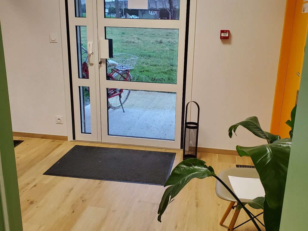 Entrée - salle d'attente 2_100